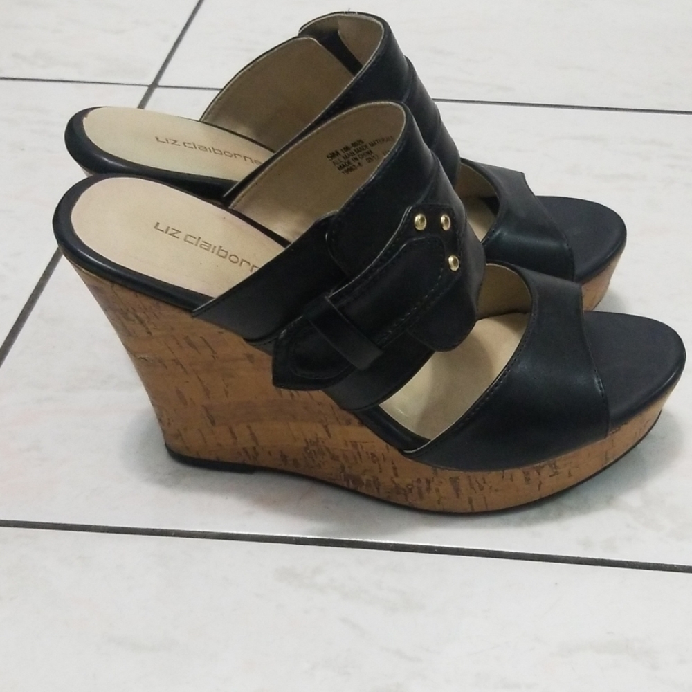 Sandal